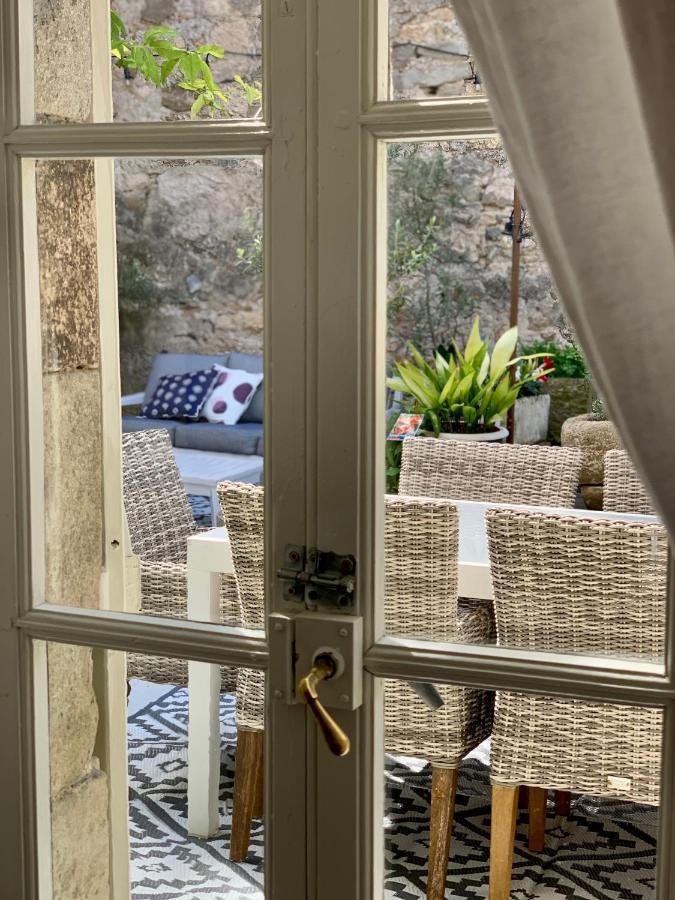 L'Ancienne Boulangerie Bed & Breakfast Caunes-Minervois ภายนอก รูปภาพ